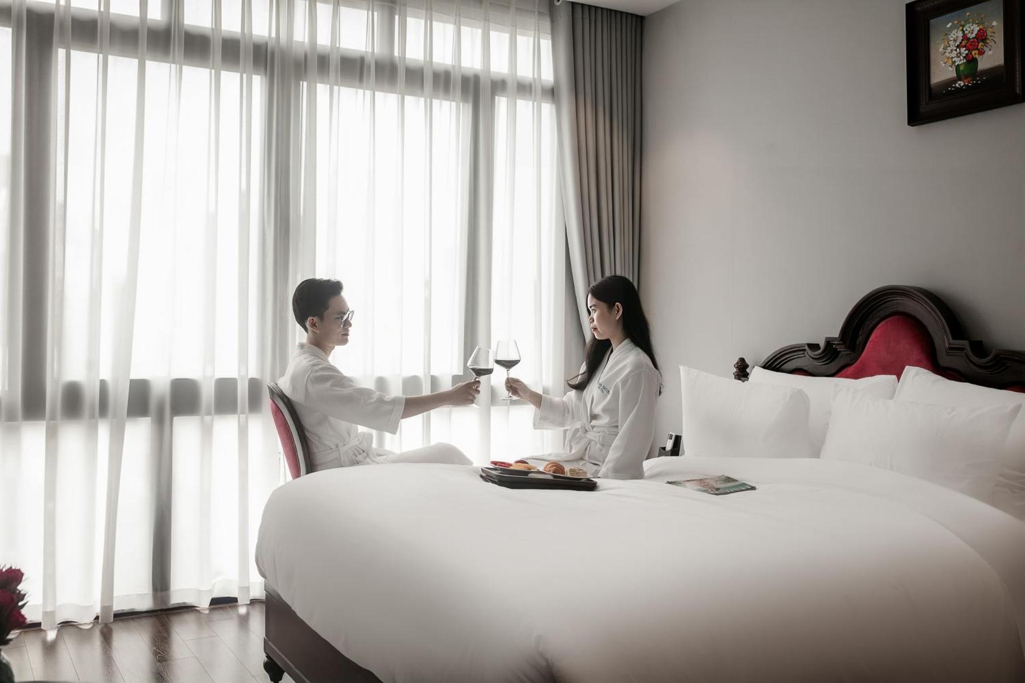 Serene Central Hotel 하노이 외부 사진